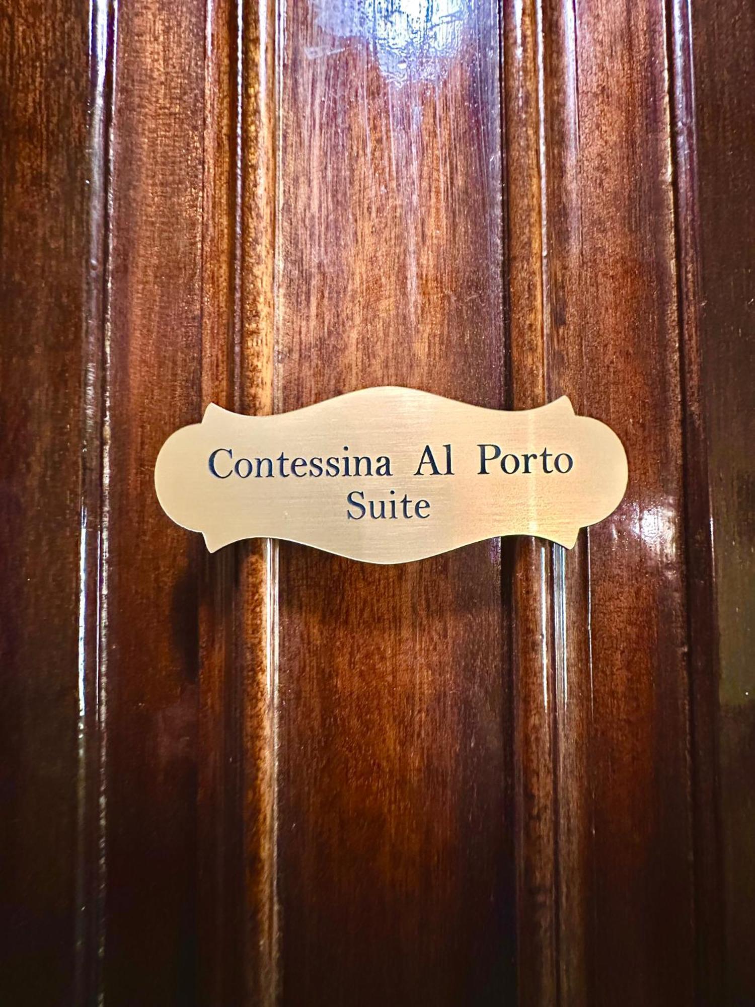 Contessina Al Porto Suite Mantouki Zewnętrze zdjęcie